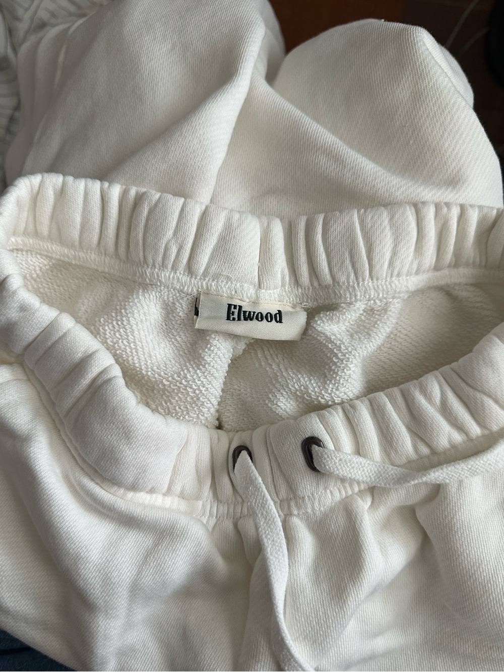 Elwood Cream / White Sweatpants